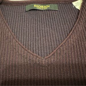 Bachrach Men's Burgundy V-Neck Sweater